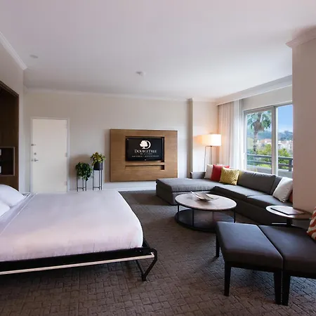 Doubletree By Hilton San Diego-Mission Valley